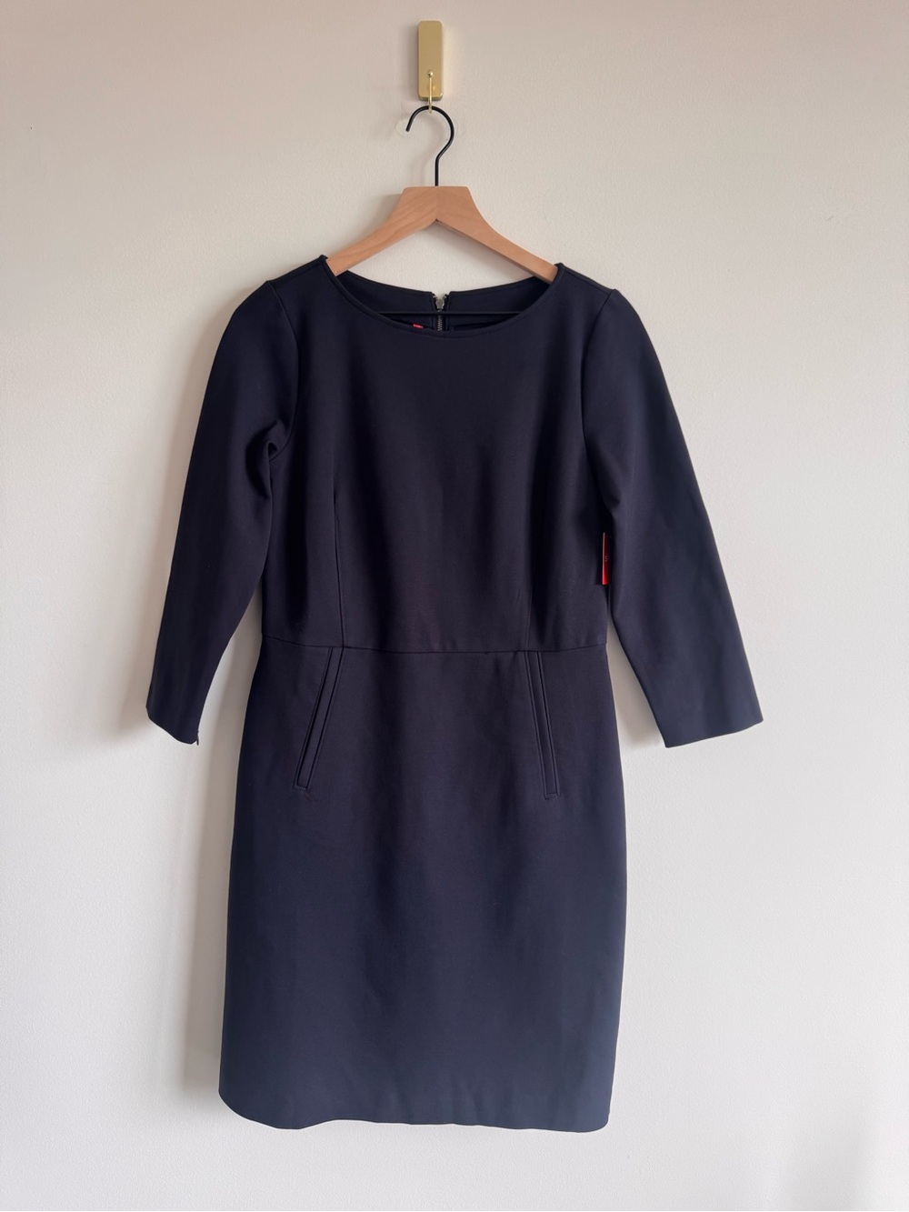 SPANX | Navy Boatneck Shift Dress with 3/4 Sleeves ~ New with tags Medium - Picture 5 of 10